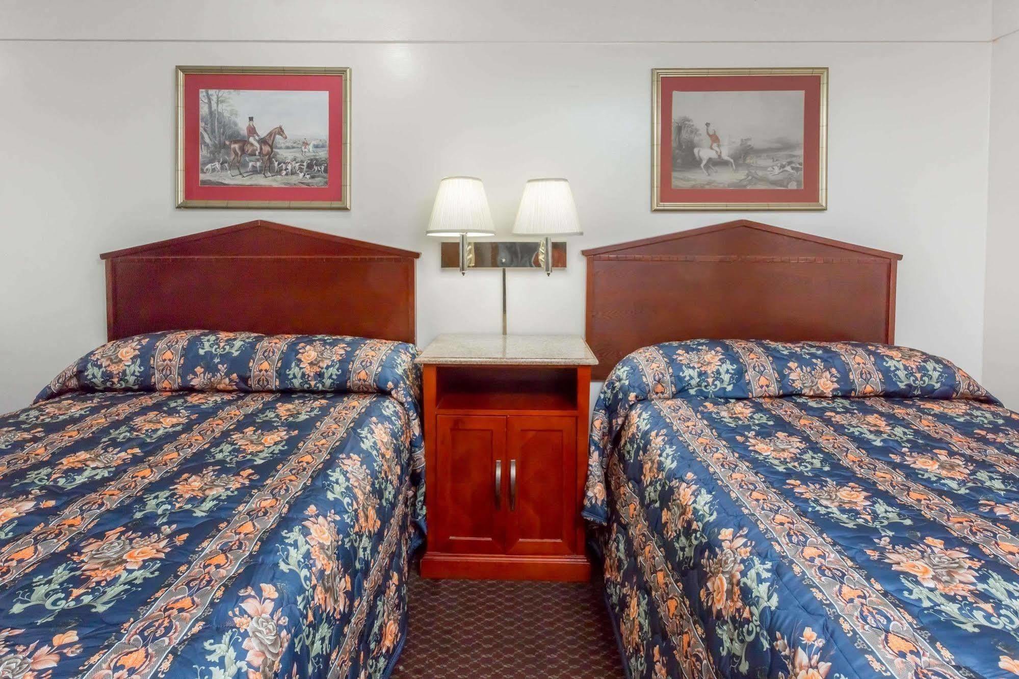 Knights Inn - Cayce Extérieur photo