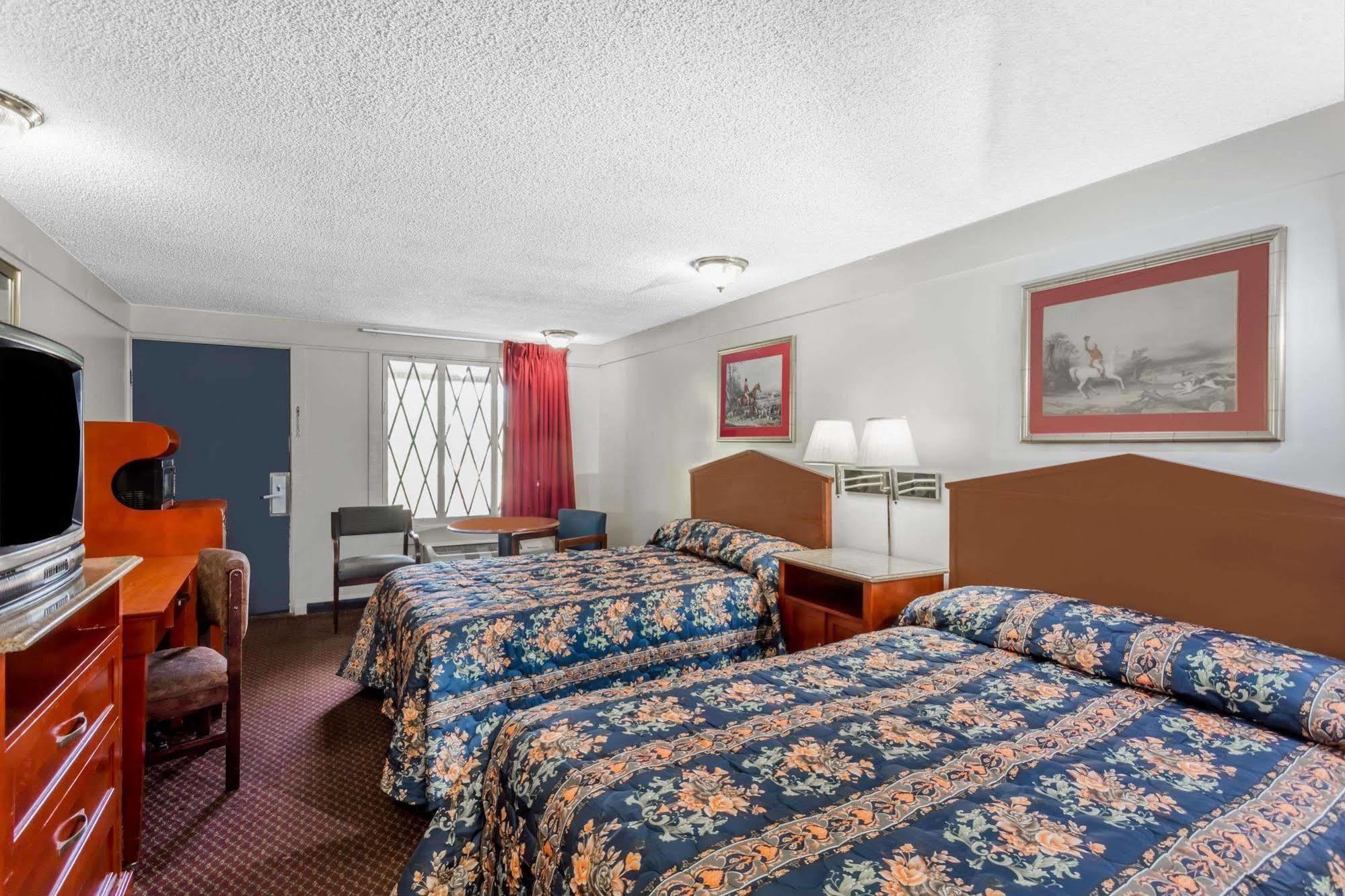 Knights Inn - Cayce Extérieur photo